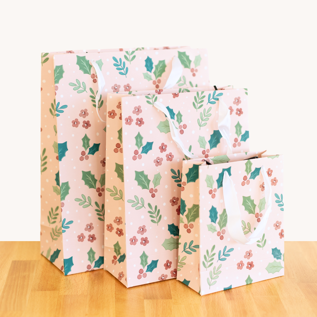 Sugarplum Mistletoe Gift Bag