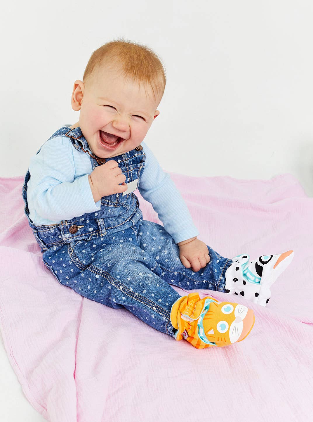 Kitten & Puppy Non-Slip Mismatched Baby Bootiesv