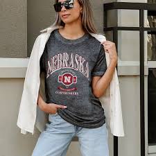 NEBRASKA CORNHUSKERS SWITCH IT UP ACID WASH BOYFRIEND TEE