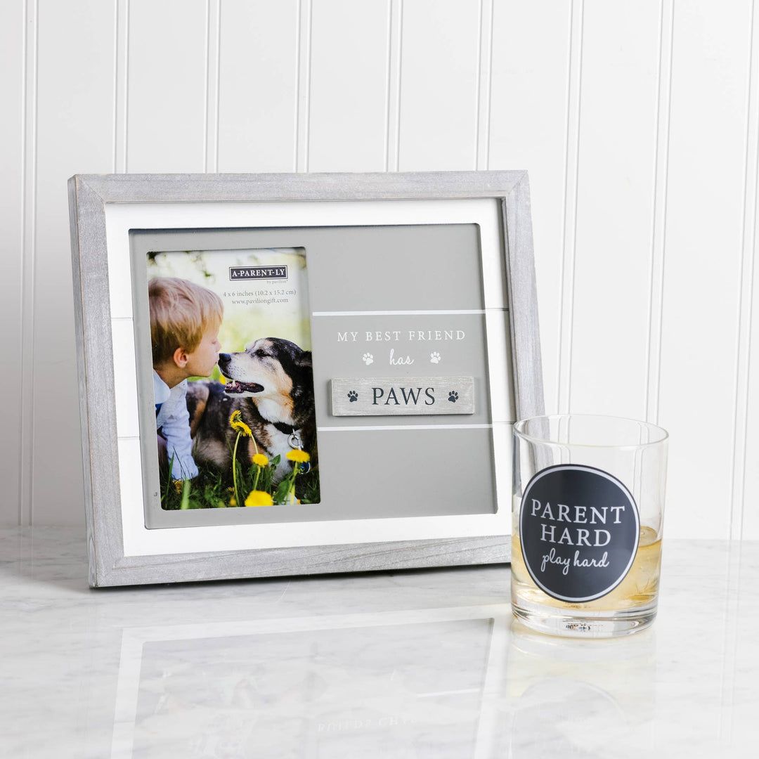 Pet - 9.75" x 8.25" Frame (Holds 4" x 6" Photo)