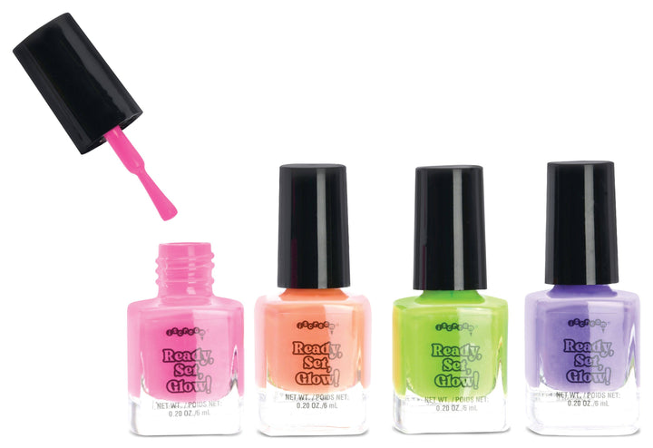 READY, SET, GLOW! NEON NAIL POLISH