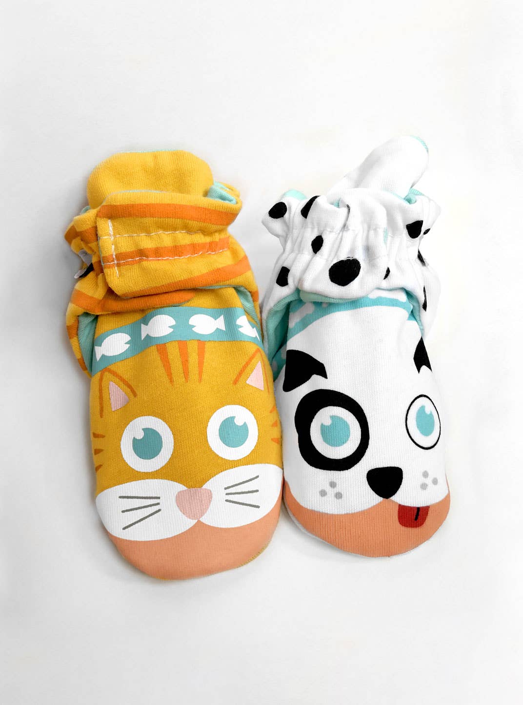 Kitten & Puppy Non-Slip Mismatched Baby Bootiesv