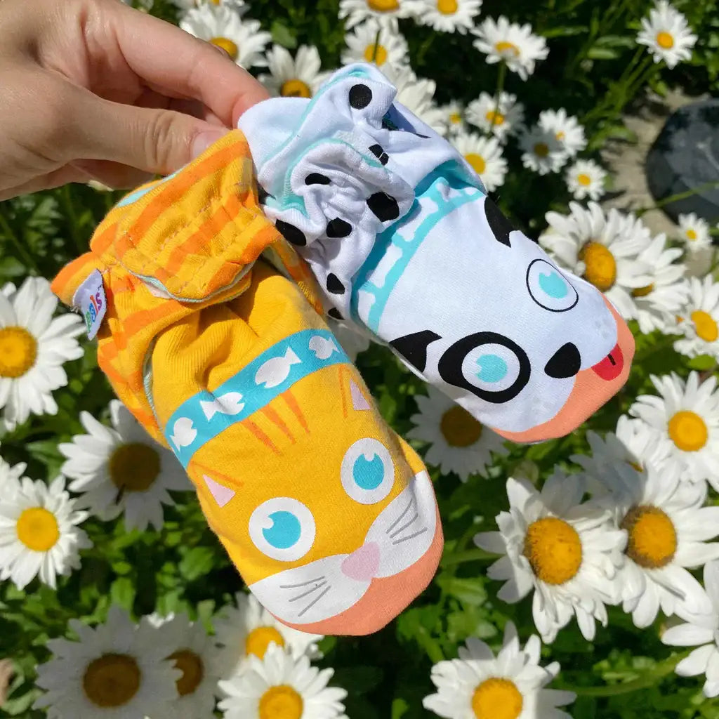 Kitten & Puppy Non-Slip Mismatched Baby Bootiesv