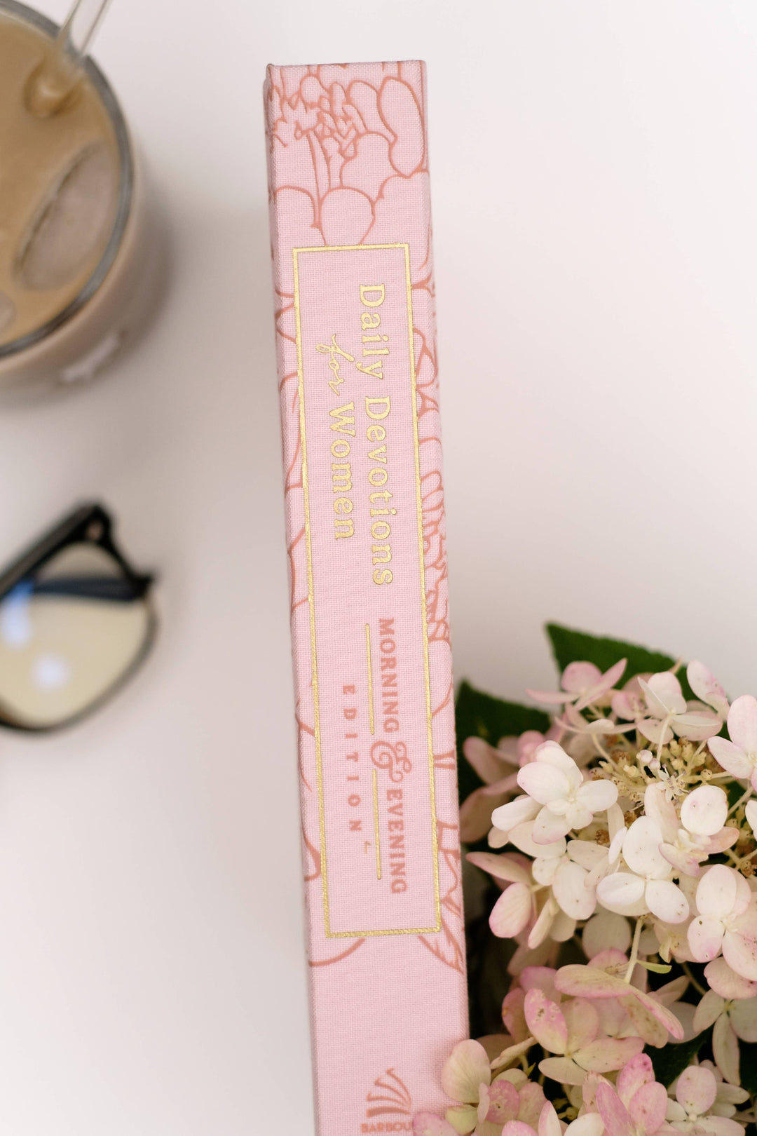 Daily Devotions for Women Morning and Evening Edition