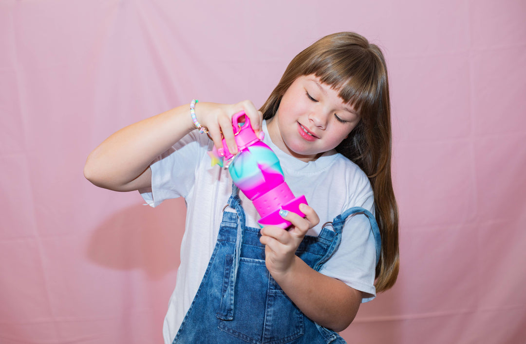 Collapsible Water Bottle 16.9FL.OZ/500mL,Groovy Flower