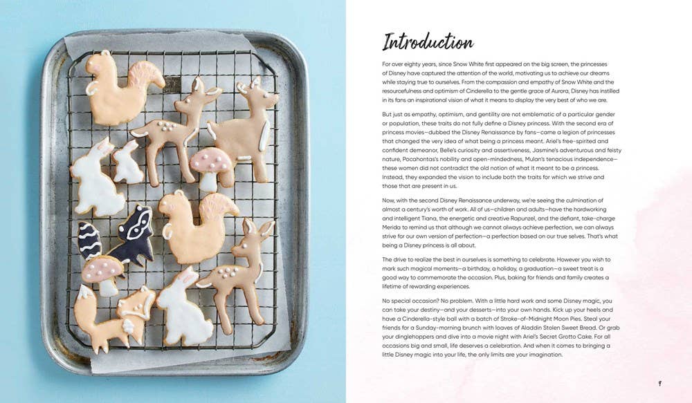 Disney Princess Baking: 60+ Royal Treats (Hardcover)