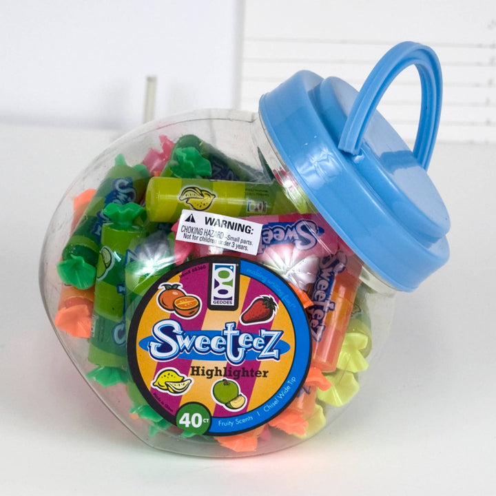 SWEETEEZ SCENTED HIGHLIGHTER