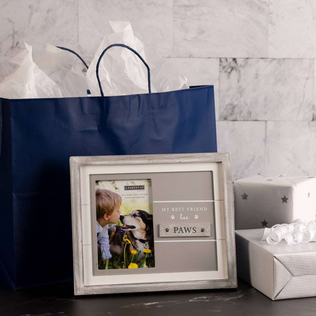 Pet - 9.75" x 8.25" Frame (Holds 4" x 6" Photo)